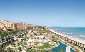 Oferta Viaje Hotel Escapada 1 Línea Pisos Marina Dor + Ocio Todo Incluido: Balneario + Parques tematicos