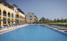 Oferta Viaje Hotel Escapada Barcelo Costa Ballena + Surf en Cádiz dos hora / día