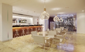 Viajes Barcelo Bilbao Nervion + Transporte y Acceso a museos  24h