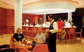 Viajes Cala Millor Garden + Entradas a Katmandú Park