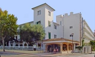 Viajes Alcudia + Perfeccionamiento de windsurf Mallorca 2 hora / dia Viajes Alcudia + Perfeccionamiento de windsurf Mallorca 2 hora / dia