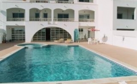 Viajes Cantinho do Mar + Entradas Zoomarine Parque temático 2 días