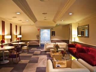 Viajes Arc La Rambla + Aquarium de Barcelona Viajes Arc La Rambla + Aquarium de Barcelona