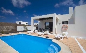 Viajes Villas las Buganvillas + Surfari en Playa Blanca  de 4 horas / dia