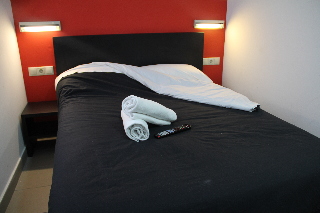 Viajes Youth Hostel Center Valencia + Entradas 1 día Bioparc Viajes Youth Hostel Center Valencia + Entradas 1 día Bioparc