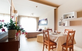 Viajes Aparthotel Autosole + Entradas Pack Selwo (SelwoAventura