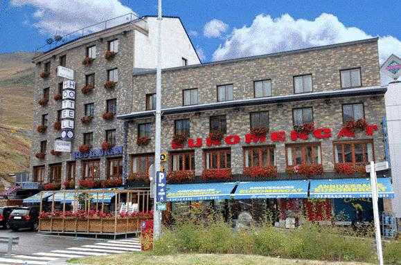 Viajes Hotel Cal Ruiz + Forfait Grandvalira Viajes Hotel Cal Ruiz + Forfait Grandvalira