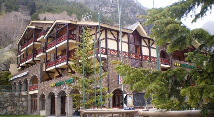 Viajes Crest + Entradas Caldea + Espectáculo Sensoria - (20.00-21.00) Viajes Crest + Entradas Caldea + Espectáculo Sensoria - (20.00-21.00)