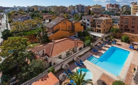 Viajes Apartamentos Embajador + Entradas General Selwo Marina Delfinarium Benalmádena