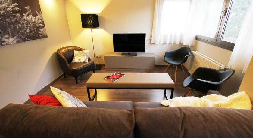 Viajes Apartamentos PV Ransol - Residencial Sant Jaume + Entradas Caldea + Espectáculo Sensoria - (20.00-21.00) Viajes Apartamentos PV Ransol - Residencial Sant Jaume + Entradas Caldea + Espectáculo Sensoria - (20.00-21.00)