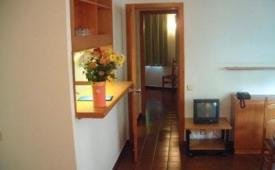 Viajes Cosmos Apartments + Entradas Parque animales