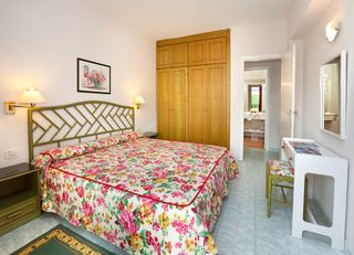 Viajes Parque Vacacional Eden + Entradas Loro Parque 1día y Siam Park 1 día Viajes Parque Vacacional Eden + Entradas Loro Parque 1día y Siam Park 1 día