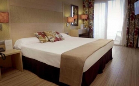 Viajes Augusta Club - Solo Adultos