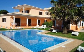 Viajes Canavial I & II Apartments