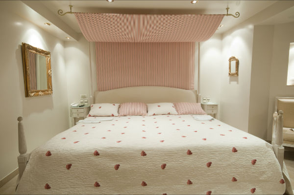 Viajes Casa Canut + Entradas Nocturna Wellness Inuu + Cena Viajes Casa Canut + Entradas Nocturna Wellness Inuu + Cena