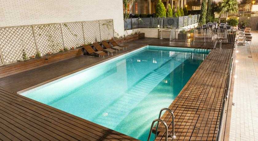 Viajes Confortel Valencia 3 + Entradas Oceanogràfic + Hemisfèric Viajes Confortel Valencia 3 + Entradas Oceanogràfic + Hemisfèric