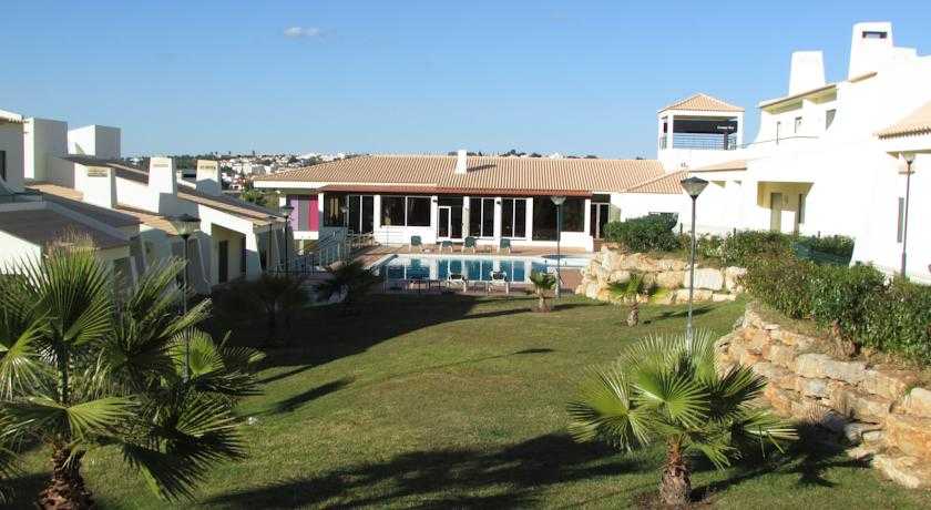 Viajes Glenridge Albufeira Beach & Golf Resort + Entradas Zoomarine Parque temático 2 días Viajes Glenridge Albufeira Beach & Golf Resort + Entradas Zoomarine Parque temático 2 días