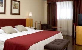 Viajes NH Ciutat De Reus + Entradas PortAventura 3 días