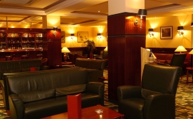 Viajes Mercure + Entradas Inuu todo el día