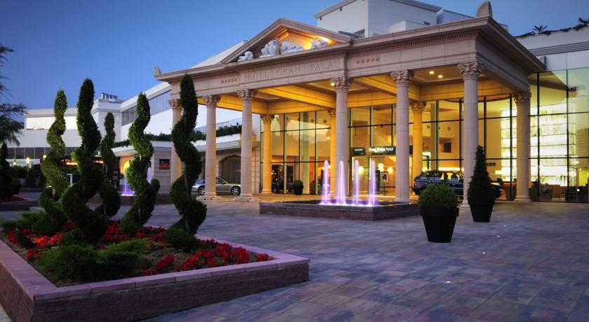 Viajes Hotel Gran Palas + Entradas PortAventura 3 días Viajes Hotel Gran Palas + Entradas PortAventura 3 días