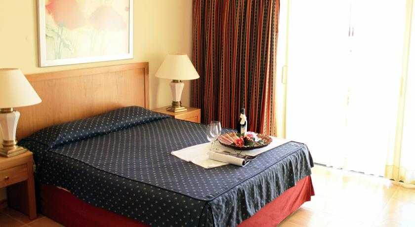 Viajes Mirachoro Praia + Entradas Aquashow Park Viajes Mirachoro Praia + Entradas Aquashow Park