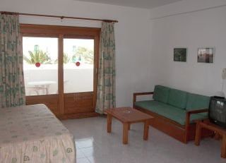 Viajes Oceano Apartamentos + Curso de Famara 3 hora / dia Viajes Oceano Apartamentos + Curso de Famara 3 hora / dia