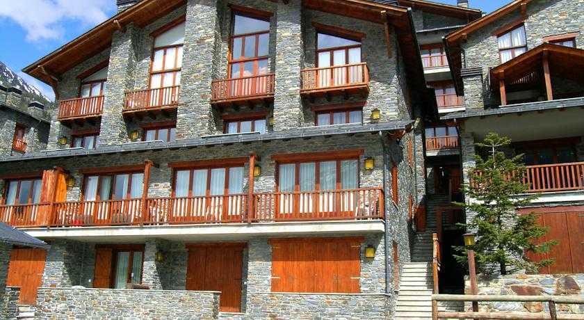 Viajes Apartahotel Ona Dorada El Tarter + Forfait Grandvalira Viajes Apartahotel Ona Dorada El Tarter + Forfait Grandvalira