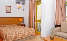 Viajes Pinhal do Sol + Entradas Zoomarine Parque temático 1 día