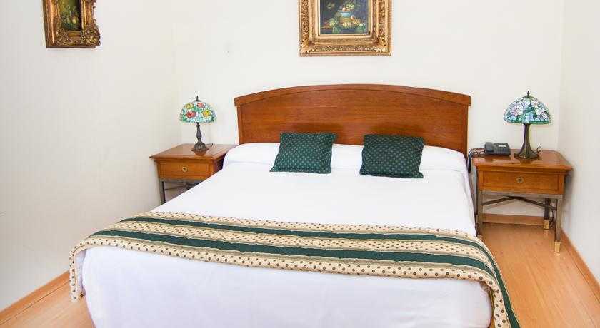 Viajes Park Plaza Suites + Entradas Pack Selwo (SelwoAventura Viajes Park Plaza Suites + Entradas Pack Selwo (SelwoAventura