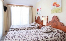 Viajes Reyesol + Entradas Pack Selwo (SelwoAventura