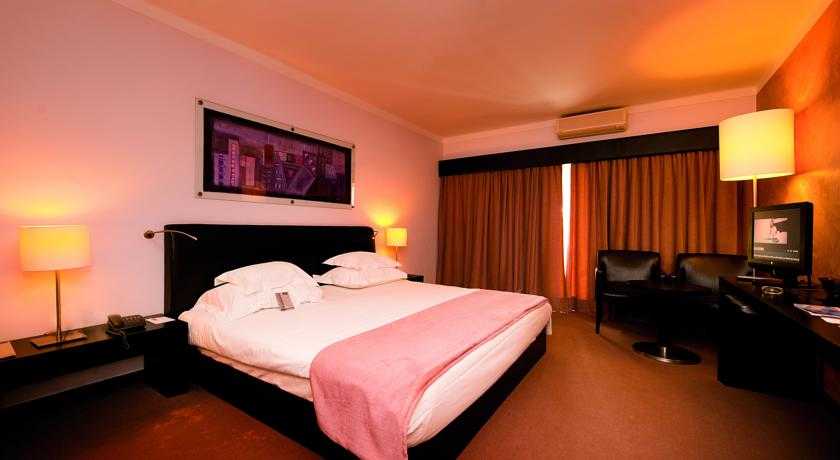 Viajes Vila Gale Praia (adults only) + Entradas Zoomarine Parque temático 2 días Viajes Vila Gale Praia (adults only) + Entradas Zoomarine Parque temático 2 días