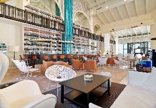 Viajes H10 Timanfaya Palace + Surfari en Playa Blanca de 4 horas / dia Viajes H10 Timanfaya Palace + Surfari en Playa Blanca de 4 horas / dia