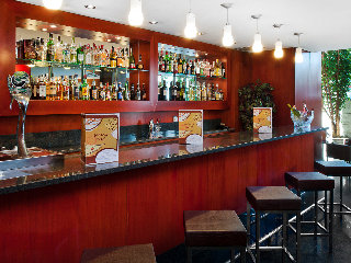 Viajes Catalonia Park Güell + Entradas General Illa Fantasía Viajes Catalonia Park Güell + Entradas General Illa Fantasía