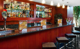 Viajes Catalonia Park Güell + Entradas al Museo del Camp Nou