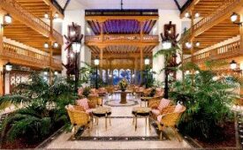 Viajes Los Jameos Playa + Surf en Famara  2 hora / dia