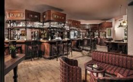 Viajes H10 las Palmeras + Entradas Loro Parque 1día y Siam Park 1 día