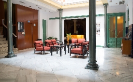 Viajes NH Inglaterra + Visita Alhambra y Granada con audioguía 48h