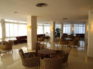 Viajes Tres Torres + Entradas al Museo del Camp Nou Viajes Tres Torres + Entradas al Museo del Camp Nou