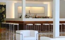 Viajes Las Gaviotas Suite Hotel + Entradas a Natura Parc