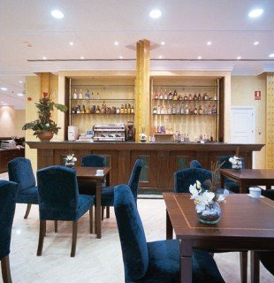 Viajes EXE Laietana Palace + Tour Lo mejor de Gaudí Viajes EXE Laietana Palace + Tour Lo mejor de Gaudí