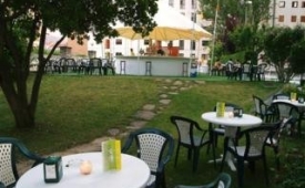 Viajes Gran Hotel de Jaca + Entradas Circuito Termal Balneario Panticosa con Comida o Cena