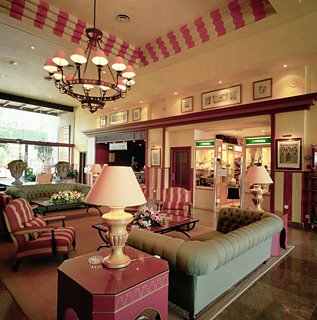 Viajes Parador de Cordoba + Visita la Mezquita y judería Viajes Parador de Cordoba + Visita la Mezquita y judería