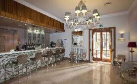 Viajes Parador de Teruel + Entradas Dinópolis