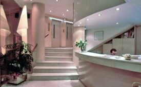 Viajes Barcelona Atiram Hotels + Entradas a la Sagrada Familia de Gaudí