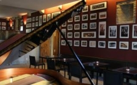 Viajes Casa Melo Alvim