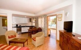 Viajes Ecuador Park + Entradas General Selwo Aventura Estepona