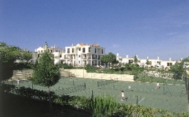 Viajes Alfagar I Village + Entradas Aquashow Park