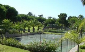 Viajes Vale do Garrao Villas