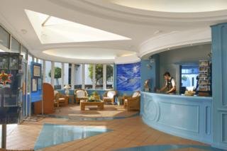 Viajes Barcarola + Surf en Famara 5 hora / dia Viajes Barcarola + Surf en Famara 5 hora / dia