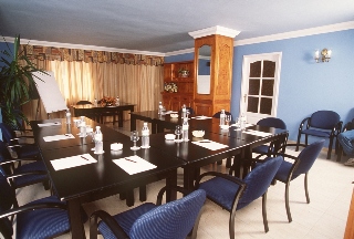 Viajes Miramar + Curso de Famara 3 hora / dia Viajes Miramar + Curso de Famara 3 hora / dia